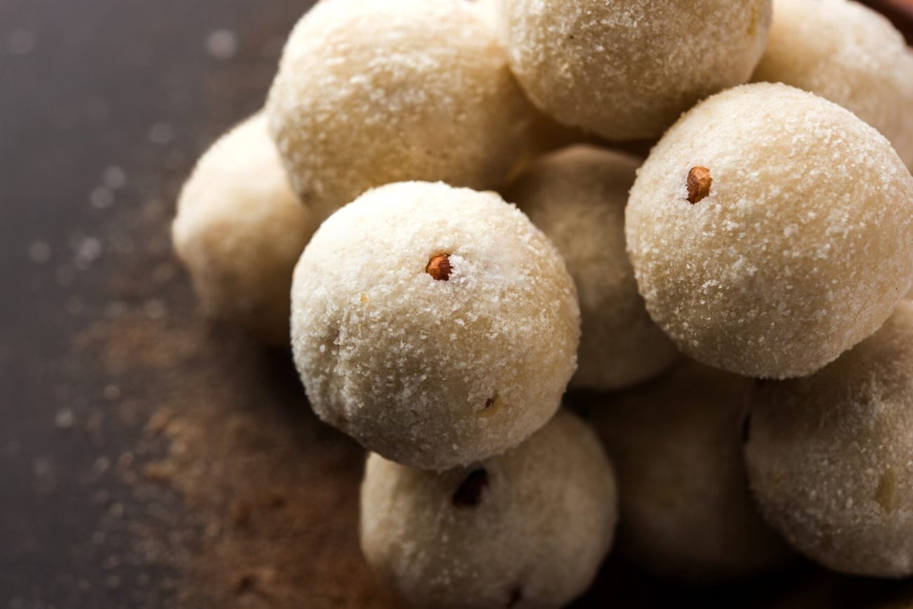 Semolina (Sooji) Ladoo